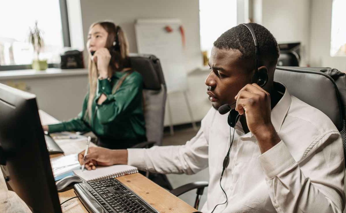 Call center: esiste un solo modo possibile per bloccare tutte (davvero tutte) le chiamate | Lo trovi nelle impostazioni