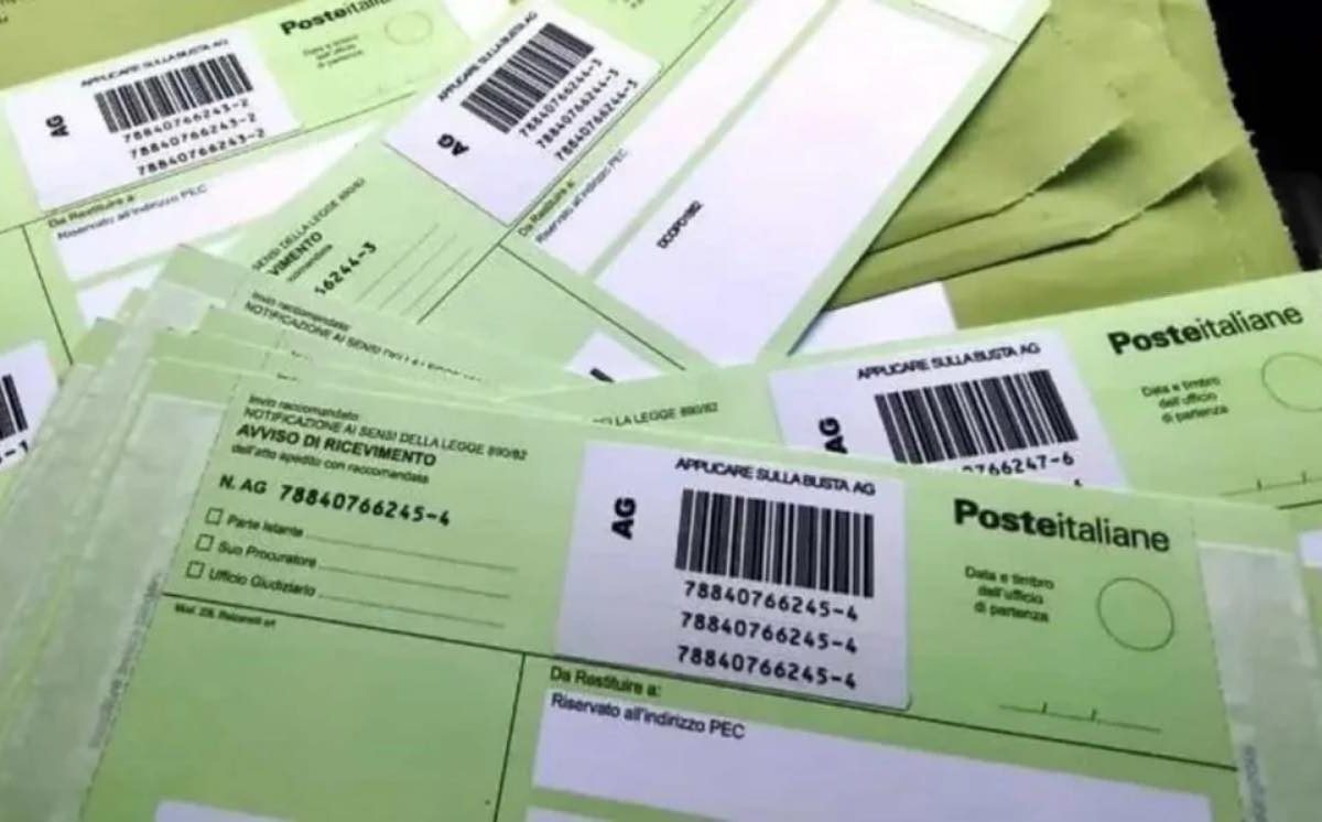 Raccomandata Agenzia Entrate: cartella o intimazione in arrivo | la busta che può far partire pignoramenti