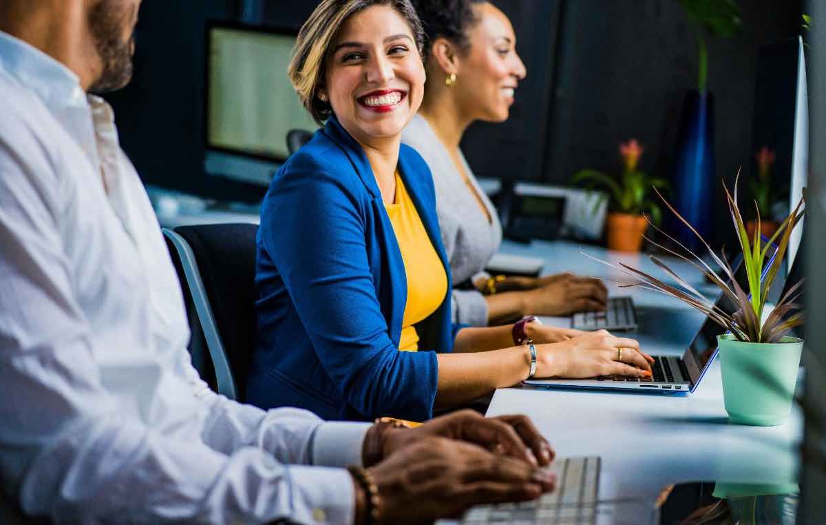 Maxi concorsi: fino a 9300 assunzioni tra ministeri, Inps e altri enti entro questa data | chi sogna il posto fisso deve fare questa semplice mossa